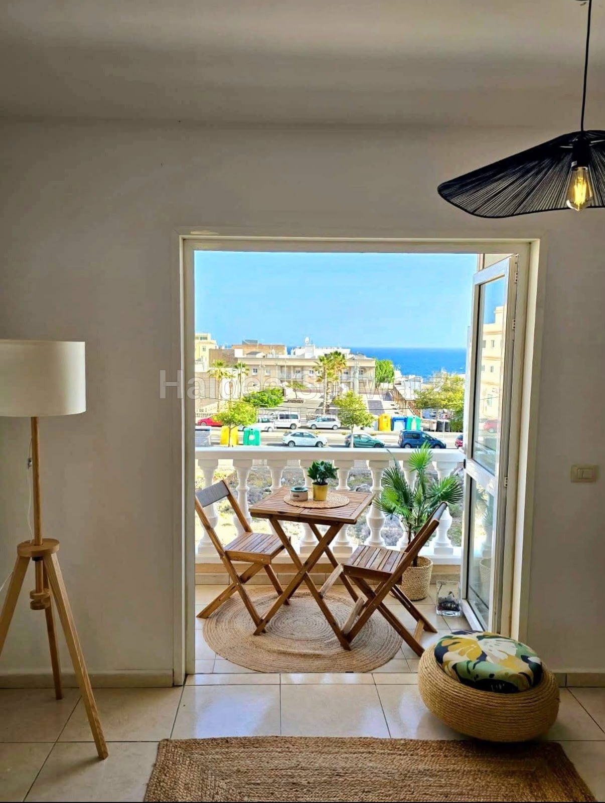 Sea-view penthouse in Los Abrigos