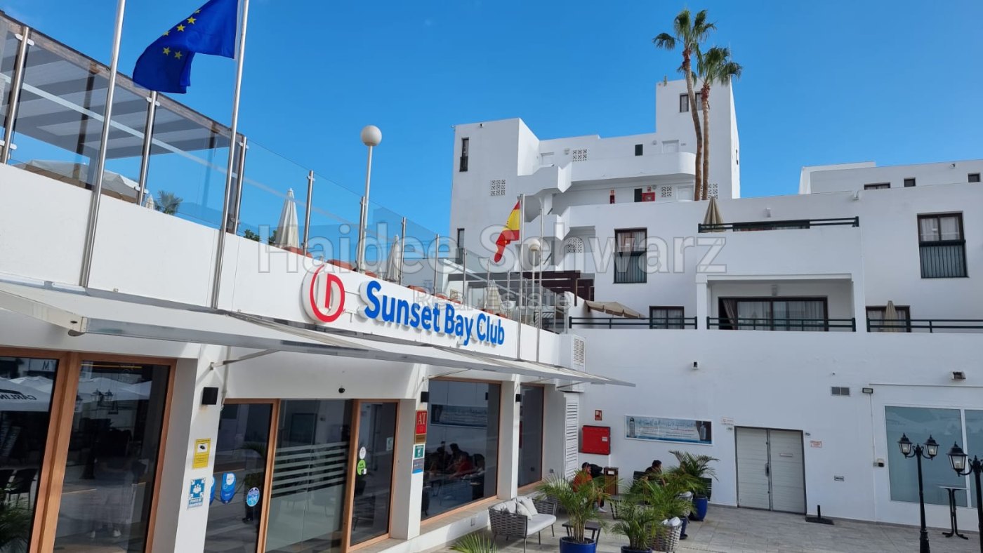 Wohnung mit 2 Schlafzimmern und 2 Bädern in Los Atamanes