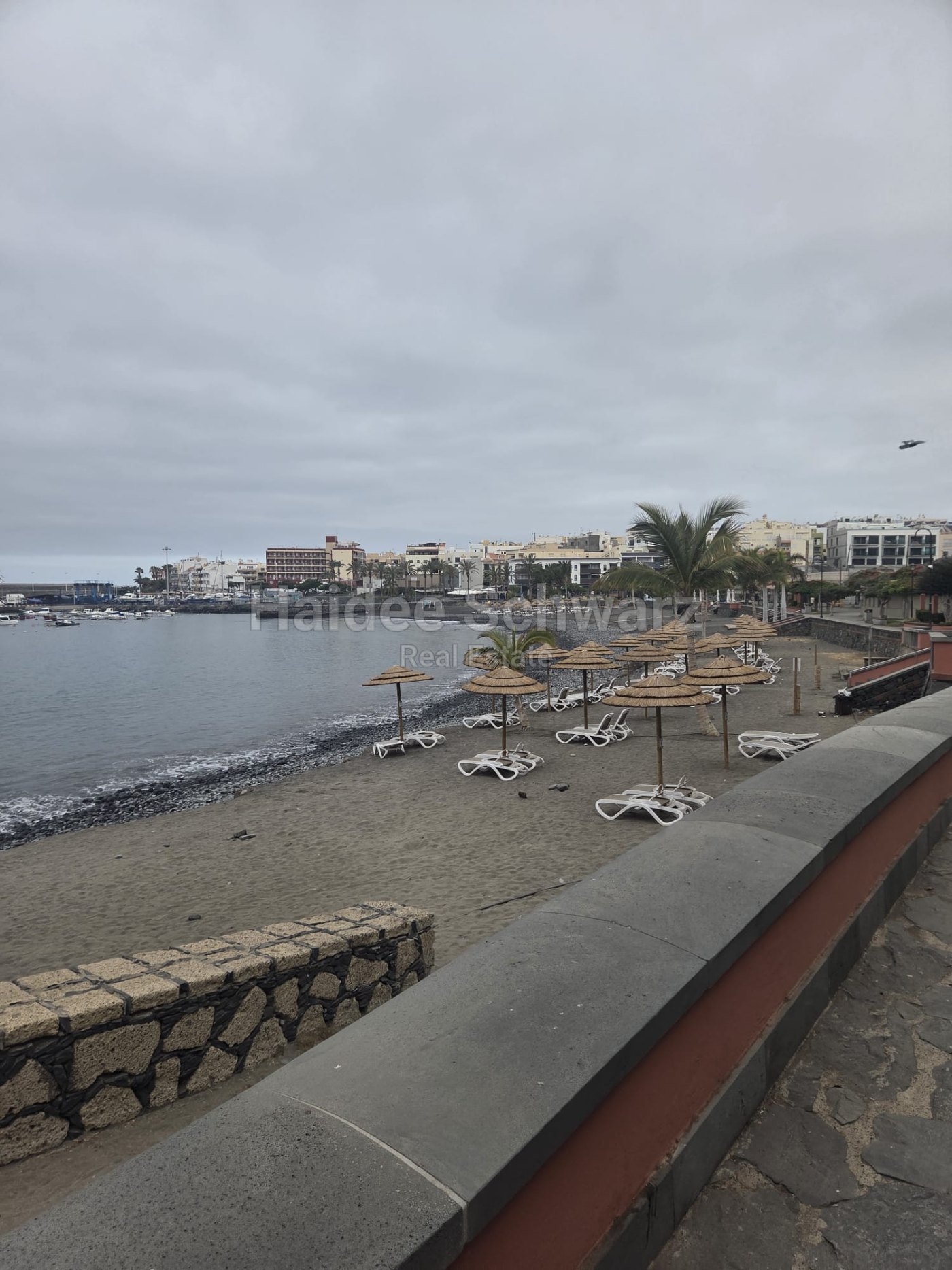 Wohnung mit 2 Schlafzimmern und 2 Bädern in Playa San Juan